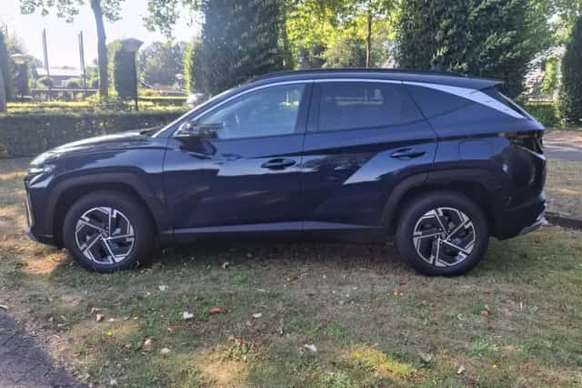 Hyundai Tucson (2024) thumbnail 3