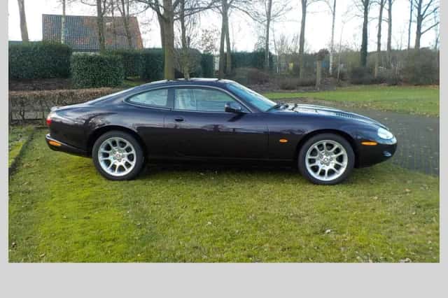 Jaguar XK (1999) thumbnail 4