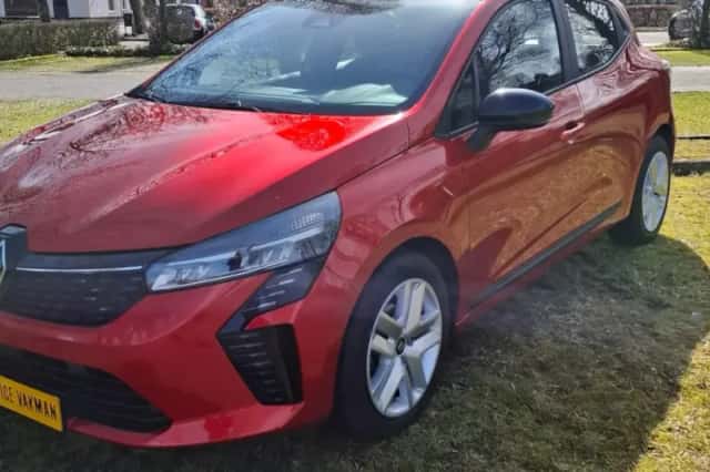 Renault Clio (2024) thumbnail 1