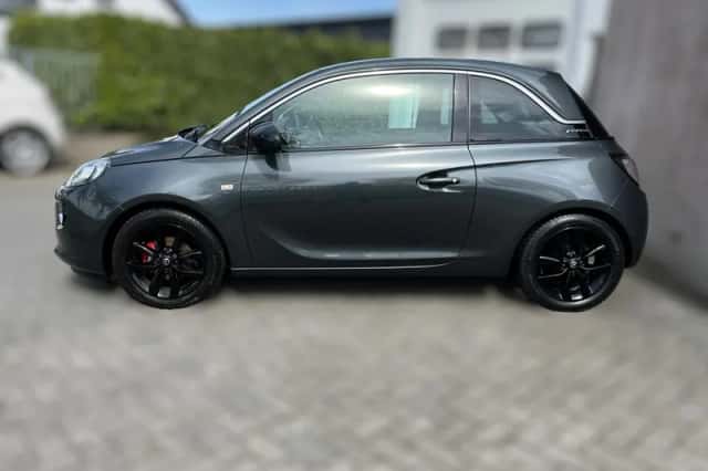 Opel Adam (2018) thumbnail 4