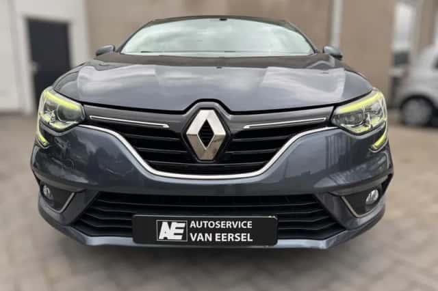 Renault Mégane (2016) thumbnail 5