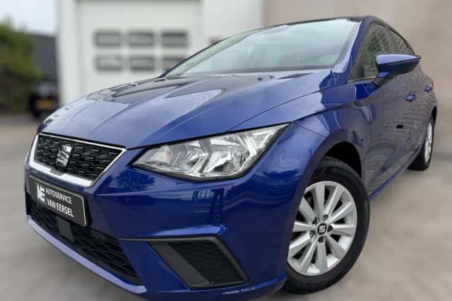 SEAT Ibiza (2017) thumbnail 1