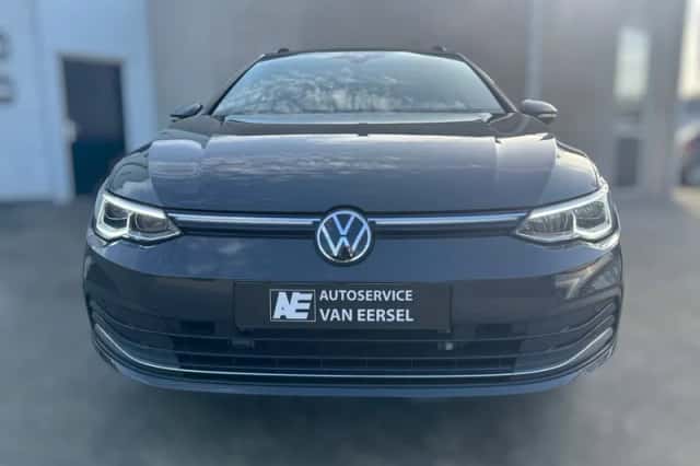 Volkswagen Golf (2022) thumbnail 6