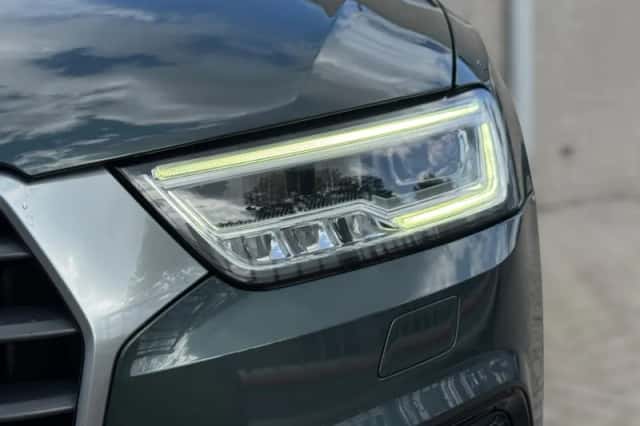 Audi Q3 (2017) thumbnail 6