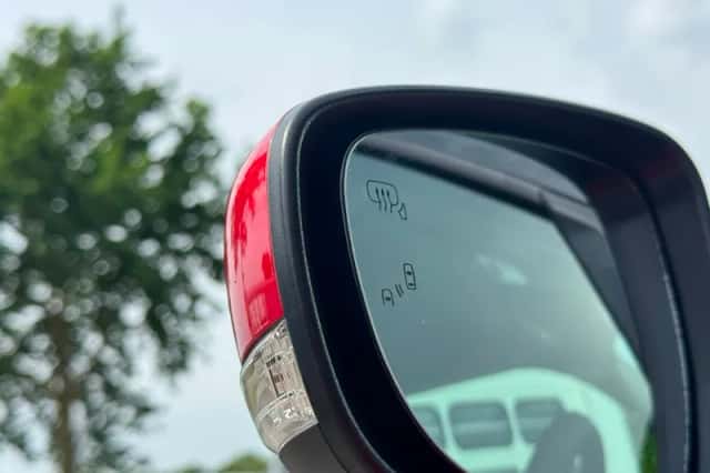 Suzuki Swift (2026) thumbnail 6