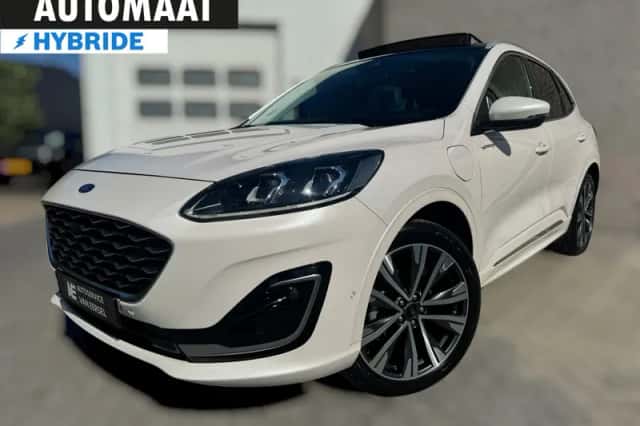 Ford Kuga (2023) thumbnail 1