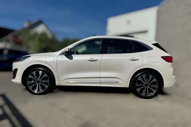 Ford Kuga (2023) thumbnail 5