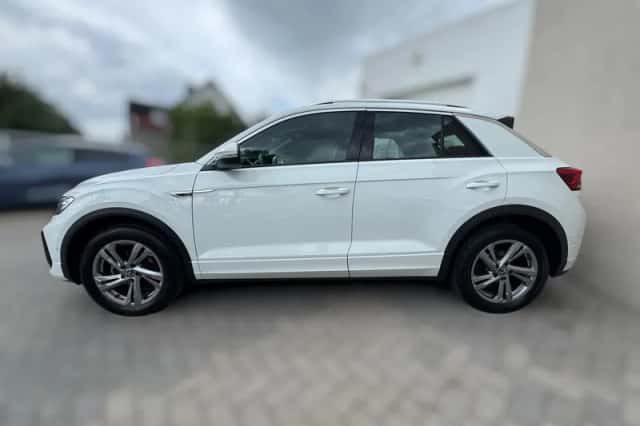Volkswagen T-Roc (2024) thumbnail 4
