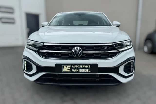 Volkswagen T-Roc (2024) thumbnail 5