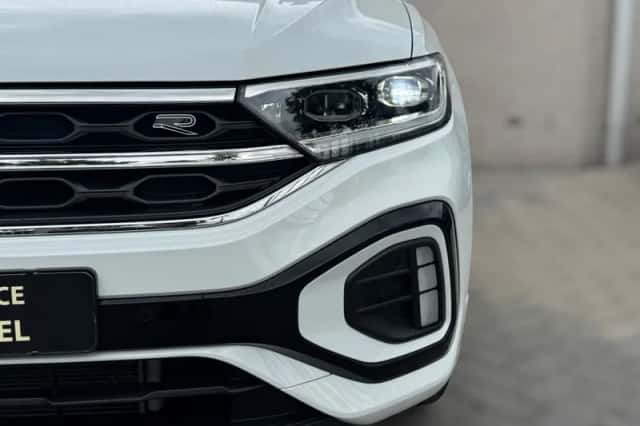 Volkswagen T-Roc (2024) thumbnail 6