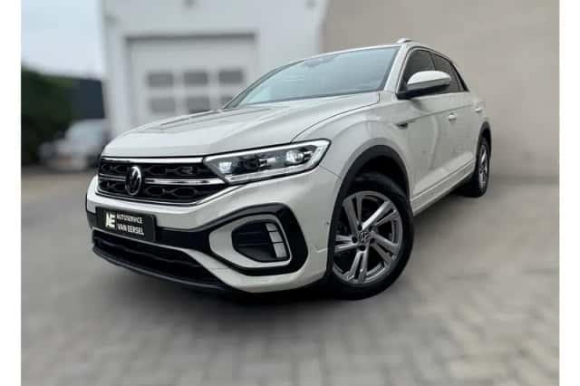 Volkswagen T-Roc (2024) thumbnail 1