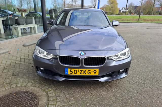 BMW 3-Serie (2012) thumbnail 5