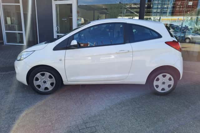 Ford Ka (2011) thumbnail 2