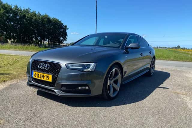Audi A5 (2013) thumbnail 3