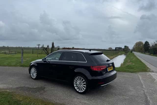 Audi A3 (2017) thumbnail 5