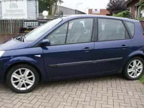 Renault Scénic (2006) thumbnail 2