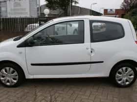 Renault Twingo (2009) thumbnail 2