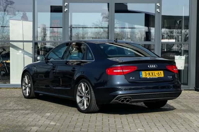 Audi A4 (2013) thumbnail 4