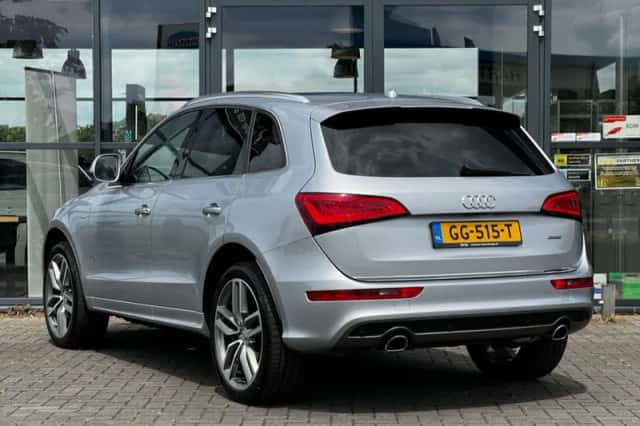 Audi Q5 (2015) thumbnail 3