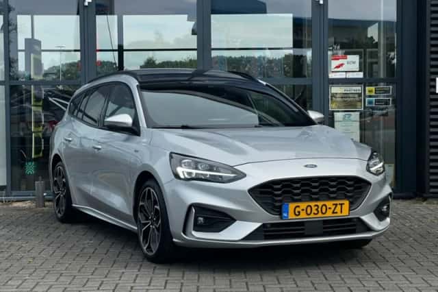 Ford Focus (2020) thumbnail 2