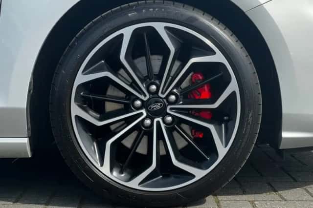 Ford Focus (2020) thumbnail 6