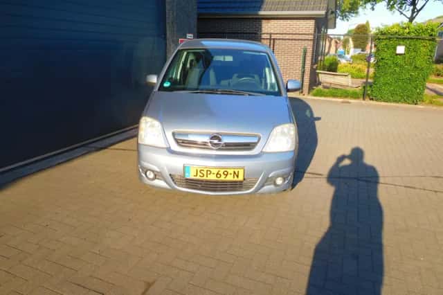 Opel Meriva (2006) thumbnail 2