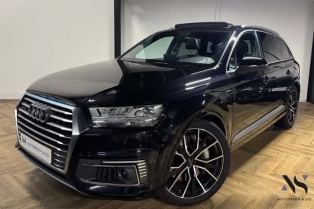Audi Q7 (2016) thumbnail 1