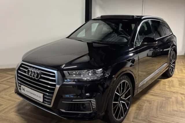 Audi Q7 (2016) thumbnail 6