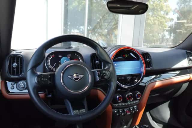 MINI Countryman (2023) thumbnail 4