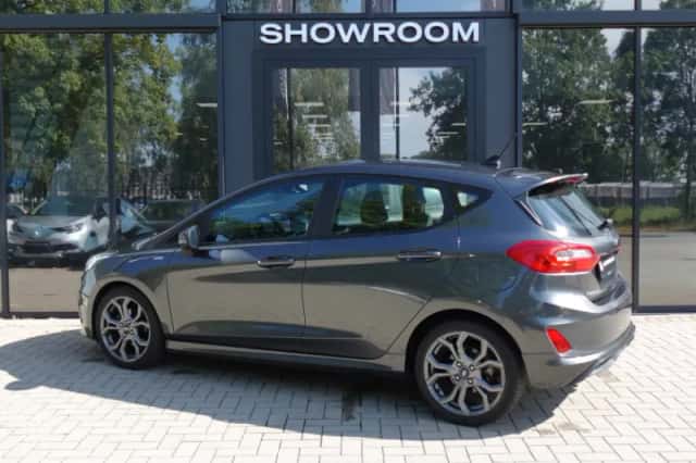Ford Fiesta (2019) thumbnail 2