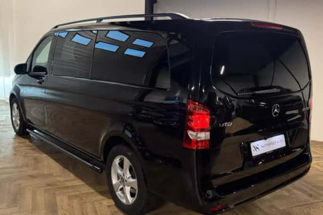 Mercedes-Benz Vito (2023) thumbnail 2