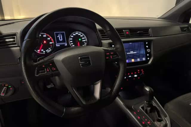 SEAT Arona (2021) thumbnail 5