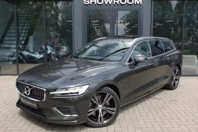 Volvo V60 (2020) thumbnail 1