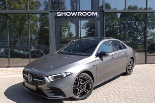 Mercedes-Benz A-Klasse (2021) thumbnail 1