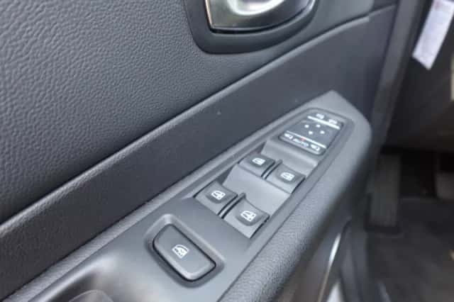 Renault Captur (2018) thumbnail 6