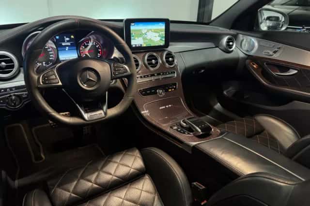 Mercedes-Benz C-Klasse (2015) thumbnail 3