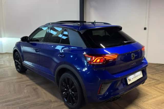 Volkswagen T-Roc (2022) thumbnail 4