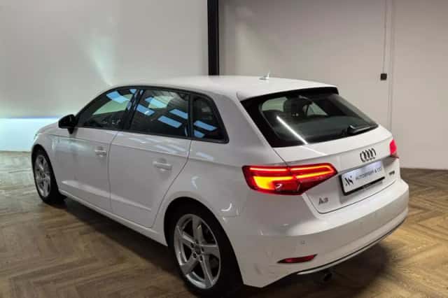 Audi A3 (2017) thumbnail 4
