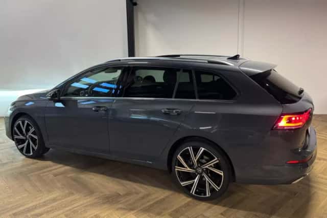 Volkswagen Golf (2025) thumbnail 6