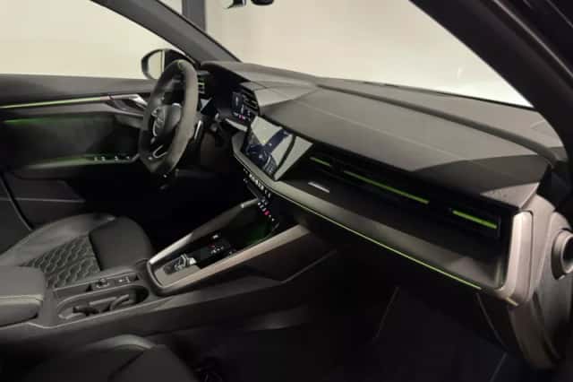 Audi RS 3 (2023) thumbnail 3