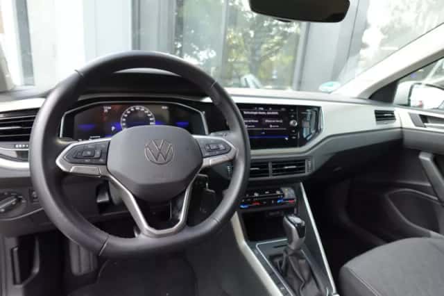 Volkswagen Polo (2024) thumbnail 3