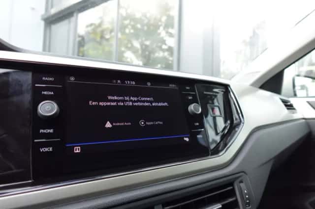 Volkswagen Polo (2024) thumbnail 6