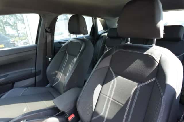 Volkswagen Polo (2019) thumbnail 5