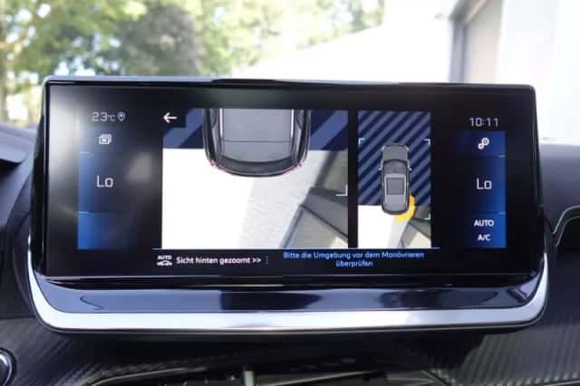 Peugeot 2008 (2022) thumbnail 5