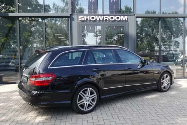 Mercedes-Benz E-Klasse (2011) thumbnail 4
