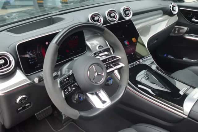 Mercedes-Benz GLC-Klasse (2025) thumbnail 3