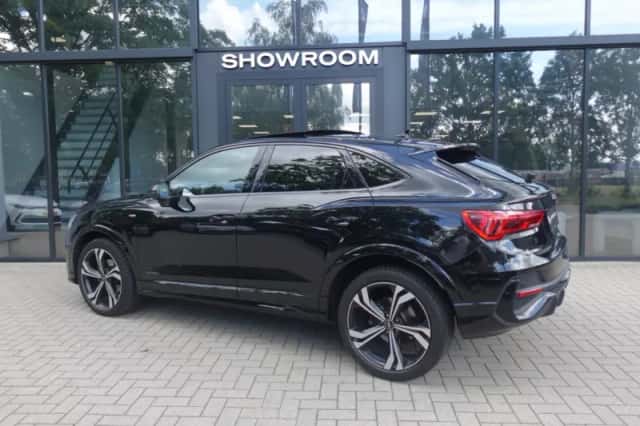 Audi Q3 (2024) thumbnail 2