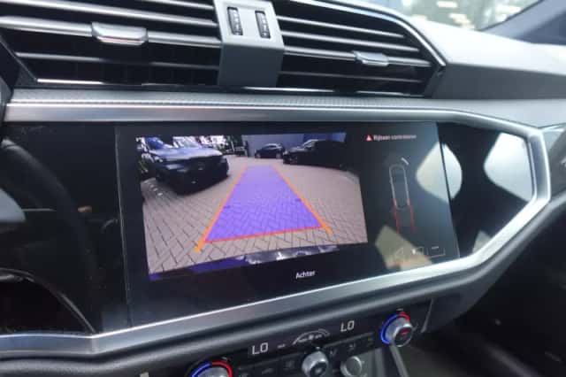 Audi Q3 (2024) thumbnail 5