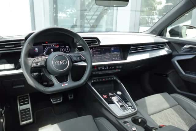 Audi S3 (2024) thumbnail 3