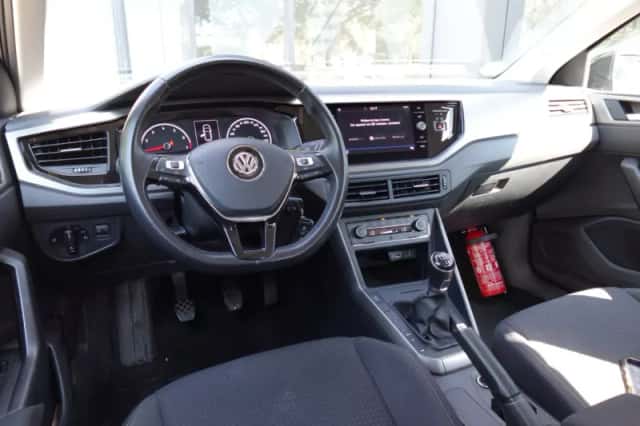 Volkswagen Polo (2019) thumbnail 4